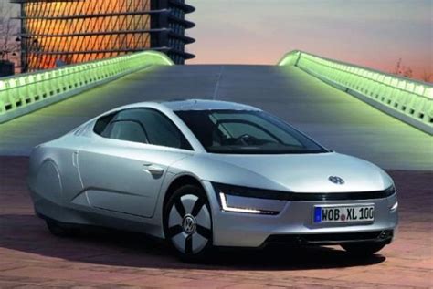 Futuristic Volkswagen Hybrid Gets 261 Miles Per Gallon Fuel Efficient