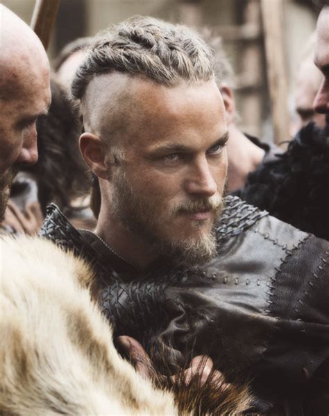 Ragnar Lothbrok - Vikings (TV Series) Photo (34256575) - Fanpop