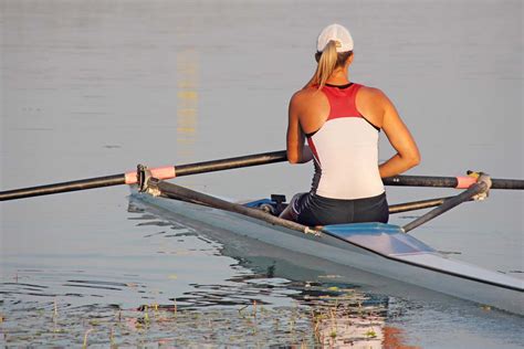 Women's rowing | Integrated Health Clinic