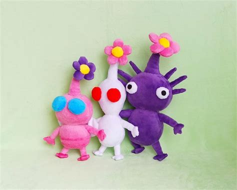 Pikmin Plush Set. Video Game - Etsy