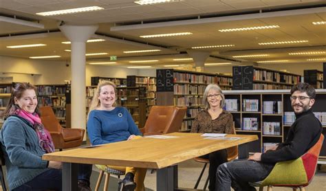 Bibliotheek Veldhoven D Plek Om Wijzer Te Worden Veldhovensweekblad Nl