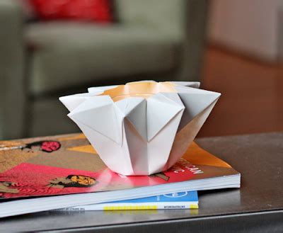 Make an origami star lantern | How About Orange