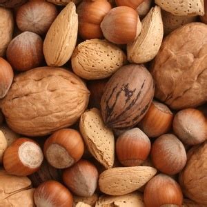 10 healthy low-carb nuts you can eat on the keto diet, according to ...