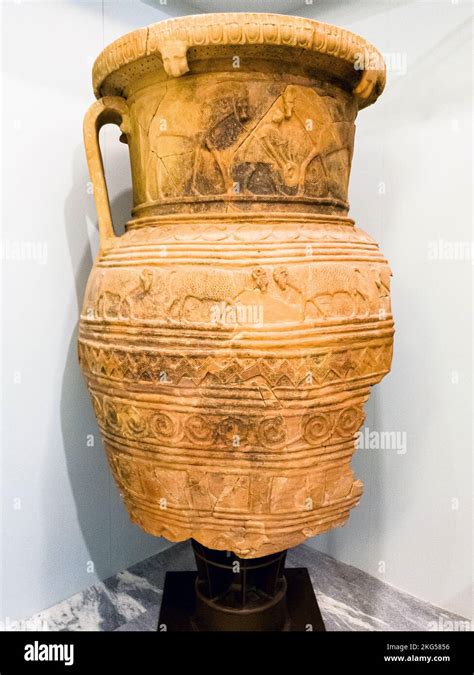 Greek historical artifacts from Heraklion museum Crete Stock Photo - Alamy