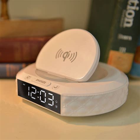 Digital Alarm Clock Bedside Night Night with Wireless Phone Charger ...