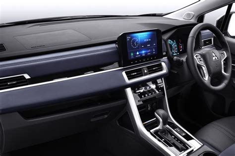 Perubahan Interior Dan Fitur Bikin New Xpander Cross Lebih Premium