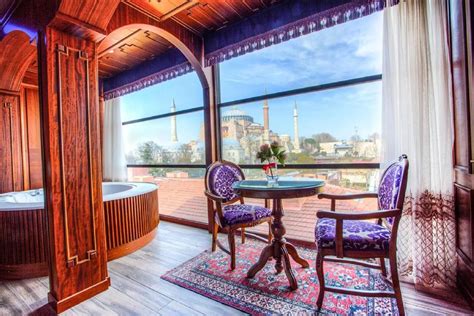 15 Amazing Luxury Hotels in Istanbul With a View