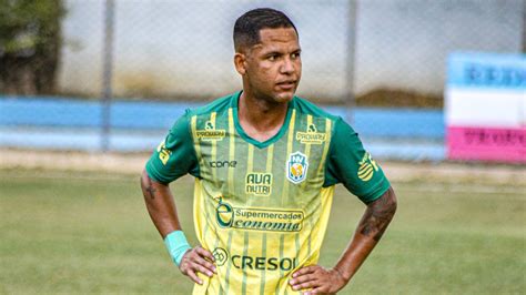 Nova Ven Cia Anuncia Retorno De Carlos Vitor Camisa Do Le O S Tem