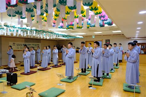 Buddhism and Meditation retreats in Viet Nam