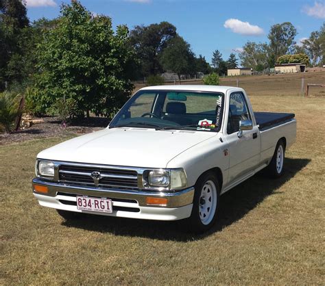 Toyota Hilux Zackbutler Shannons Club