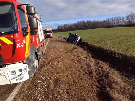 Excarcelan A Un Conductor Tras Una Salida De V A Entre Olmedo Y Bocigas