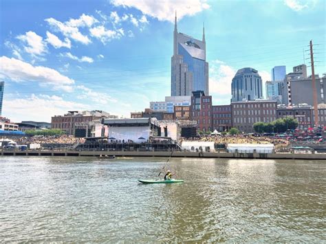 Nashville Alquiler De Kayaks En El Centro Getyourguide