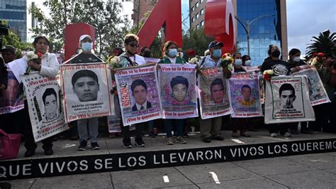 Caso Ayotzinapa Prisión Preventiva Para Ocho Militares Investigados