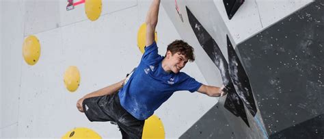 Sport Climbing World Cup 2023 Brixen Toby Roberts Wins First Boulder