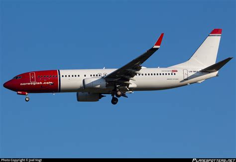 LN NHA Norwegian Air Shuttle Boeing 737 8JP WL Photo By Joel Vogt ID