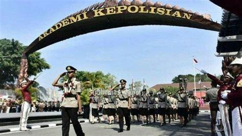 sejarah akademi kepolisian   berganti nama  lokasi