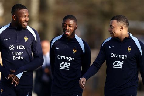 80 Millionen Euro PSG schielt auf Ex Bundesliga Stürmer als Mbappe