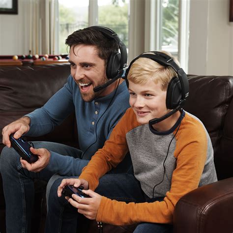 The Sennheiser Gaming Headset - Hammacher Schlemmer