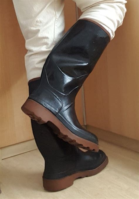 Pin Von Davidkub Auf Sebastian Gregory In Gummistiefel Stiefel