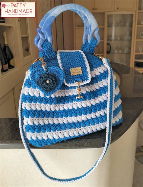 Borsa Realizzata Ad Uncinetto In Cordino Azzurro E Bianco Patty Handmade