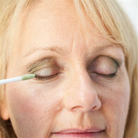 The Best Cream Eyeshadow For Mature Skin