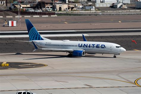 United Airlines Apologizes And Removes Flight Attendant After Incident