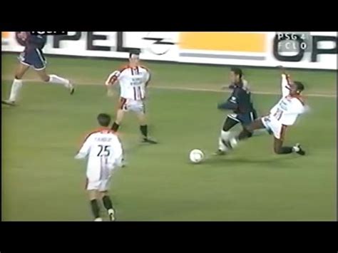 Ronaldinho Magical Dribbling Skills Goals Youtube