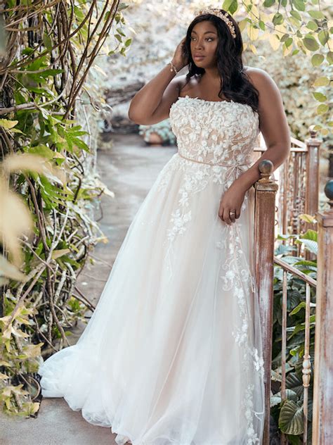 Top 20 des plus belles robes de mariée grandes tailles 2021 mariée fr