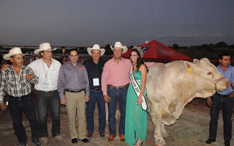 Piedras Negras INAUGURA ALCALDE FESTIVAL DEL NACHO