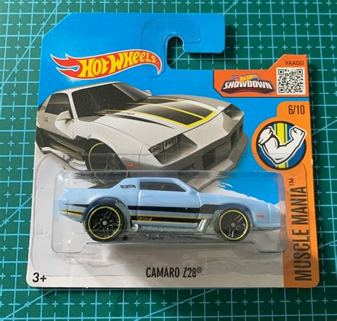 Hot Wheels Chevy Camaro Z Azul Claro Con Metal Base M Sculo Man A