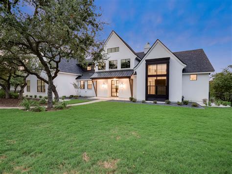 Custom Home Portfolio | Silverton Custom Homes Austin, TX