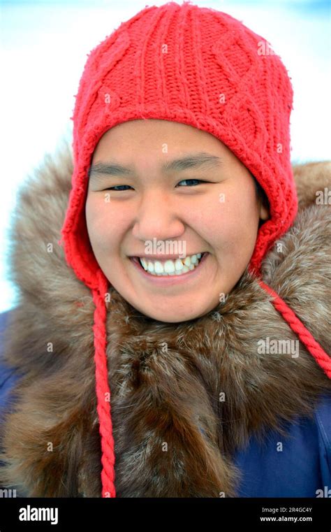 Eskimo woman Fotos und Bildmaterial in hoher Auflösung Alamy