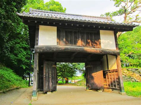 Fukuoka Castle - The Beautiful Castle Ruins Within a City