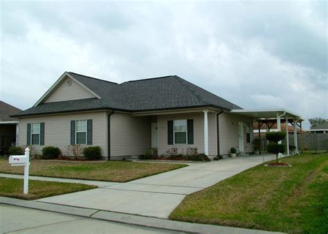 Hardie And Vinyl Siding Contractors In New Orleans Louisiana Soffit Fascia Gable Installation