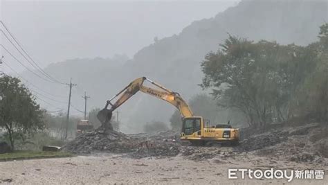 北橫台7線大同鄉英士路段坍方 道路阻斷延至明中午搶通 Ettoday社會新聞 Ettoday新聞雲