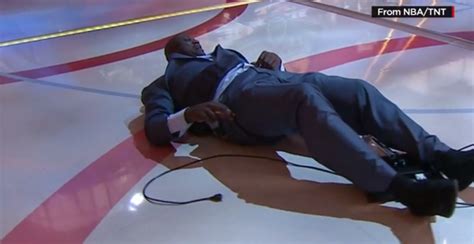 Shaq Takes A Tumble Offers 500 Reward For Best Meme Fox 59