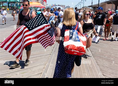 Coney Island Ny Usa 4th July 2022 The Coney Island Beach And