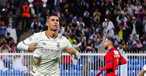 Ronaldo Lập Hat Trick Giúp Al Nassr Lên đỉnh Bảng Tuổi Trẻ Online