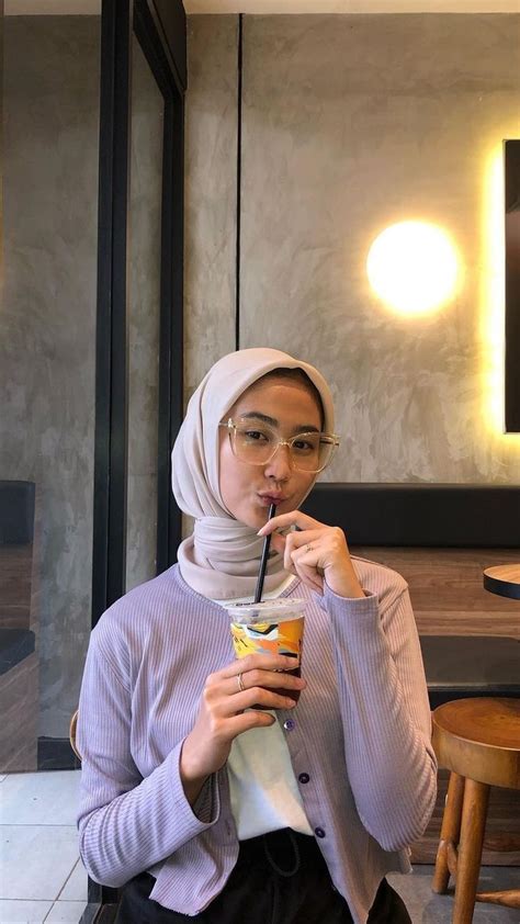 Pin Oleh Dina Fitria Di OOTD Gaya Model Pakaian Model Pakaian Mode