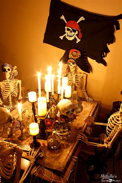 How to Host a Pirate Dinner Party | Halloween Party Ideas - Michelle's ...