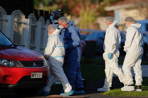 Detenida La Madre De Los Dos Niños Encontrados Dentro De Unas Maletas