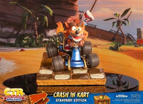 Crash Team Racing Crash Bandicoot In Kart Statue - Comic Concepts