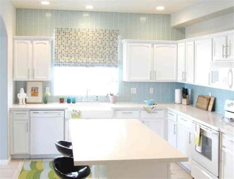 10 Blue Kitchen Backsplash Ideas 2022 (The Soft Effect)