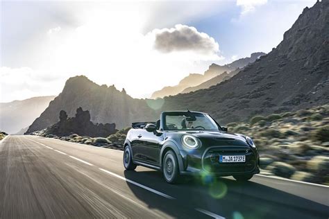 2023 MINI All-Electric MINI Convertible Image. Photo 85 of 85