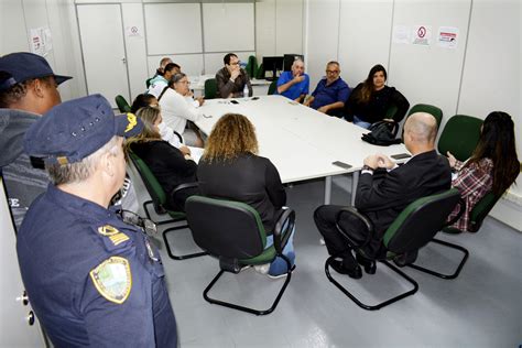 Mais De Servidores V O Prefeitura Reivindicar Melhores Sal Rios