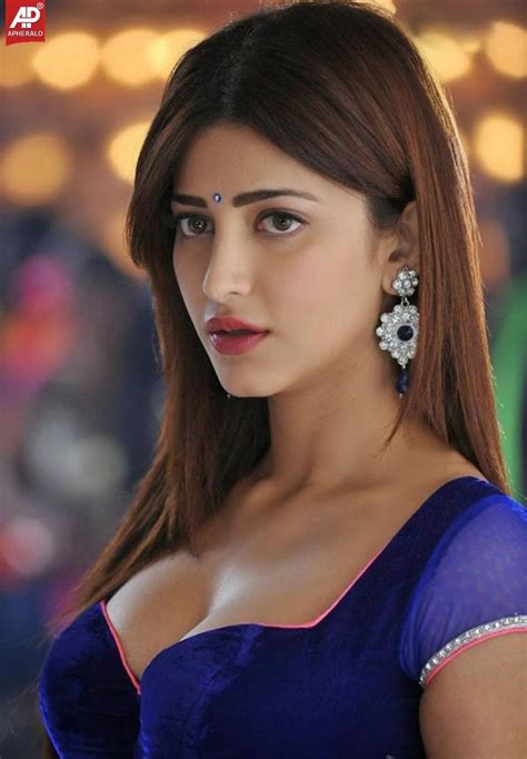 Shruti Haasan Hot And Sexy Photos