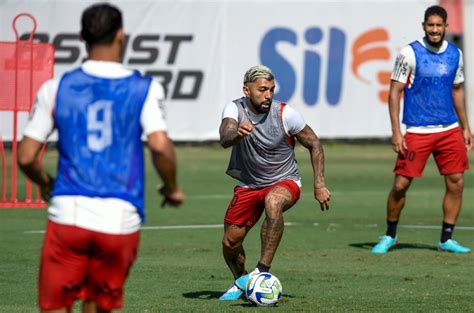 150 gols pelo Flamengo confira os números de Gabigol Fla News