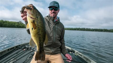 Downeys Late Spring Bass Tactics On Natural Lakes Wired2fish