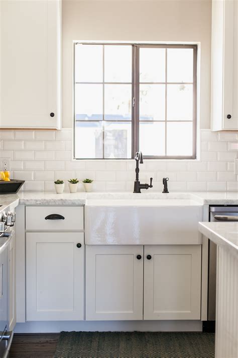 20+ Farmhouse Sink White Cabinets – The Urban Decor