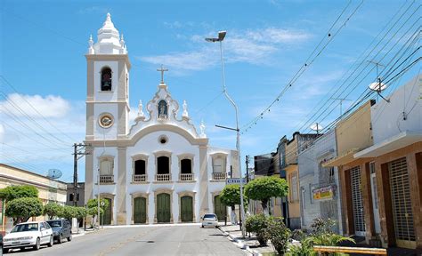 Prefeitura de Flores PE anuncia concurso público 50 vagas para